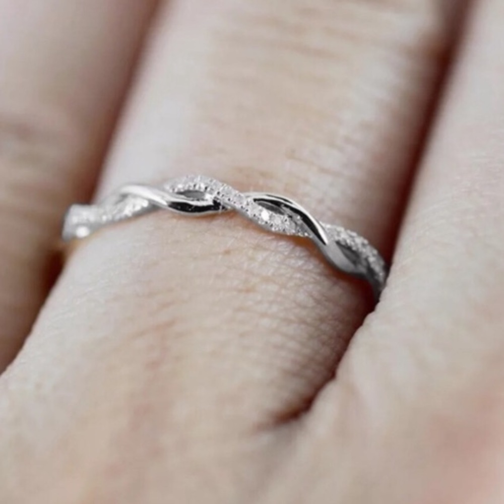 NWOT sterling silver twist ring - Picture 3 of 4